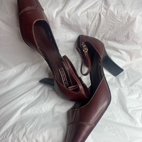 M.Patrick Wine Low Heel Shoe - Picture 8 of 11